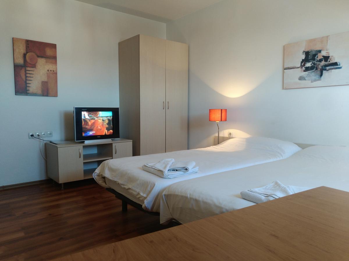 Gondola Apartments & Suites Bansko Exterior photo